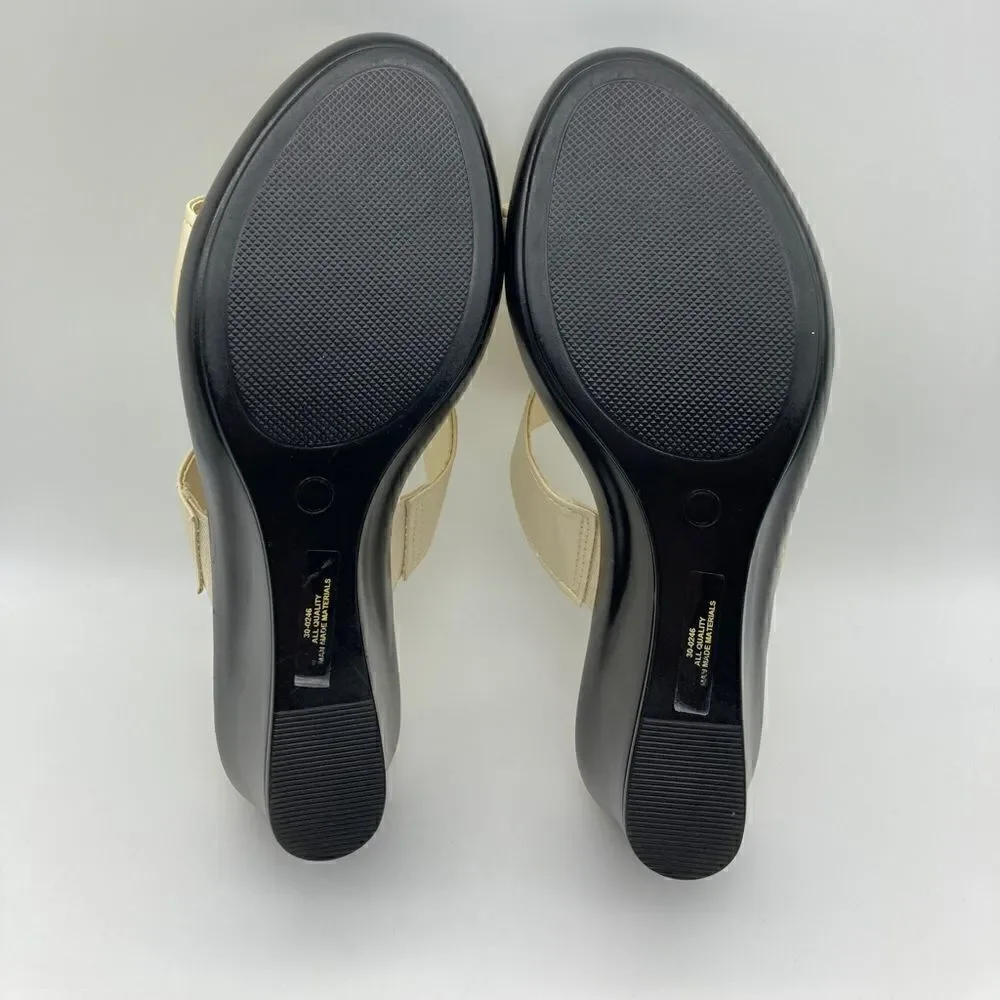 Tuscany by Easy Street Cala Wedge Cream Sandals Size 8M Made in Italy Like New